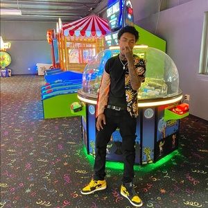 Meet your Posher, Ivory